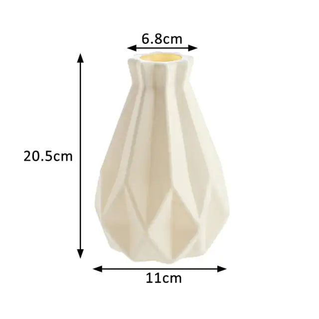 Premium Quality Modern Vases, handcrafted Modern Vases
